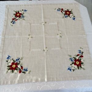 Vintage Embroidered Square Floral Tablecloth Featuring Red and Blue Bouquets